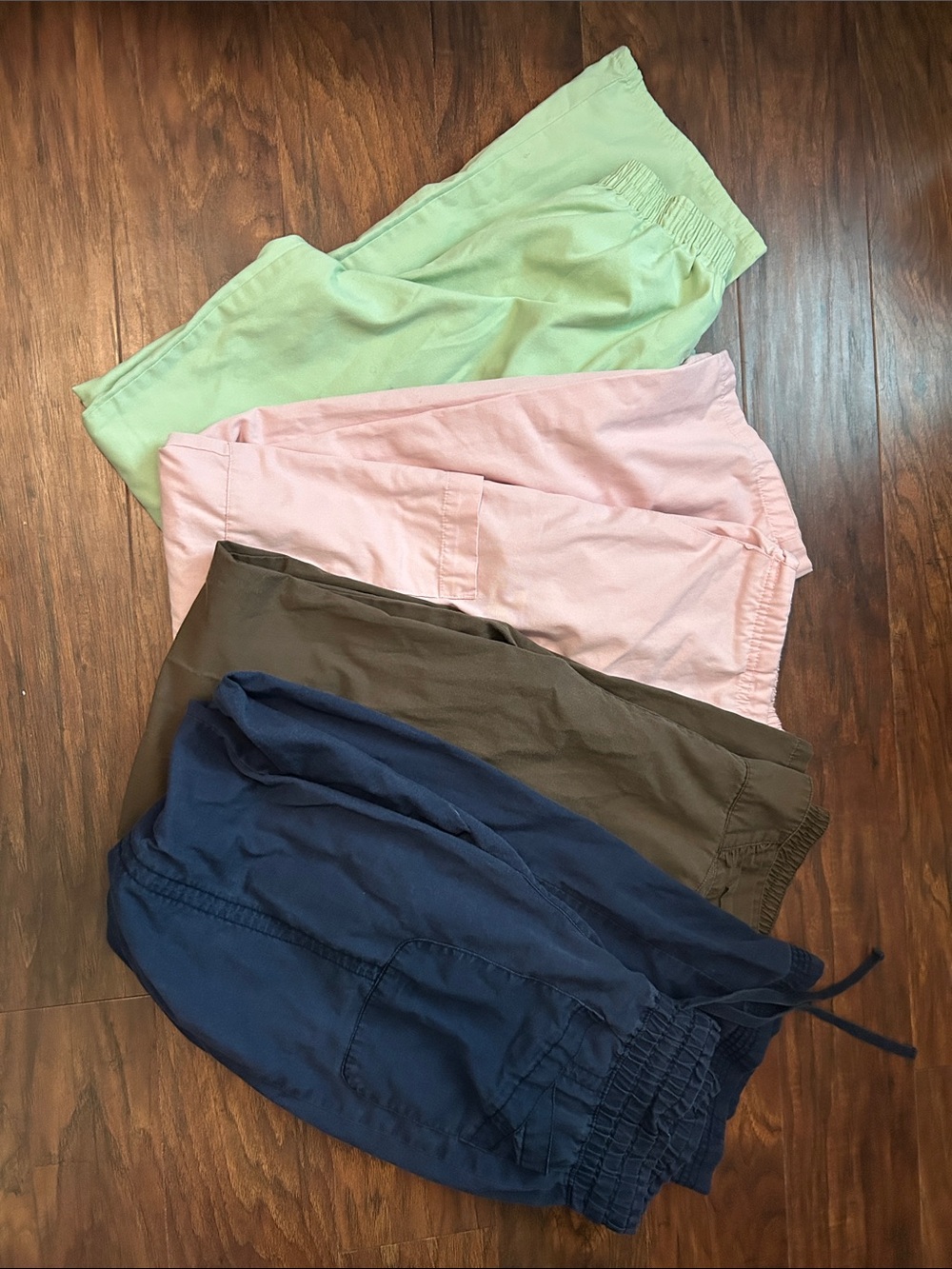 4 Women’s Elastic-Waist Drawstring Scrub Bottoms -Blue, Pink, Green, Brown Small